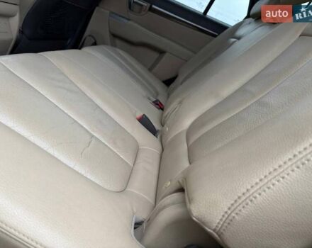 Коричневий Хендай Санта Фе, об'ємом двигуна 2.4 л та пробігом 160 тис. км за 10980 $, фото 32 на Automoto.ua
