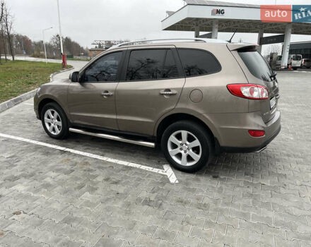 Коричневый Хендай Санта Фе, объемом двигателя 2.2 л и пробегом 181 тыс. км за 13800 $, фото 9 на Automoto.ua