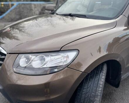 Коричневый Хендай Санта Фе, объемом двигателя 2.2 л и пробегом 160 тыс. км за 12700 $, фото 2 на Automoto.ua