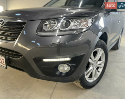 Коричневый Хендай Санта Фе, объемом двигателя 2.2 л и пробегом 273 тыс. км за 12950 $, фото 46 на Automoto.ua