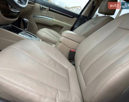 Коричневий Хендай Санта Фе, об'ємом двигуна 2.4 л та пробігом 160 тис. км за 10980 $, фото 25 на Automoto.ua