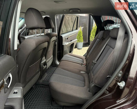 Коричневый Хендай Санта Фе, объемом двигателя 2.36 л и пробегом 195 тыс. км за 11900 $, фото 16 на Automoto.ua