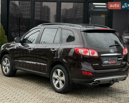 Коричневый Хендай Санта Фе, объемом двигателя 2.36 л и пробегом 195 тыс. км за 11900 $, фото 7 на Automoto.ua