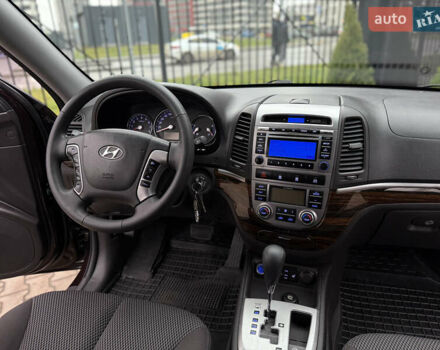 Коричневый Хендай Санта Фе, объемом двигателя 2.36 л и пробегом 195 тыс. км за 11900 $, фото 27 на Automoto.ua