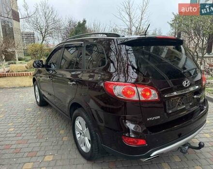 Коричневый Хендай Санта Фе, объемом двигателя 2.2 л и пробегом 180 тыс. км за 14300 $, фото 10 на Automoto.ua