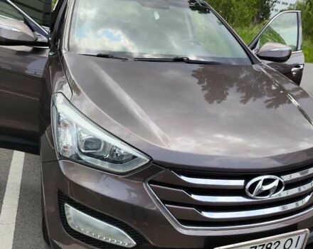 Коричневый Хендай Санта Фе, объемом двигателя 2.36 л и пробегом 262 тыс. км за 14900 $, фото 1 на Automoto.ua