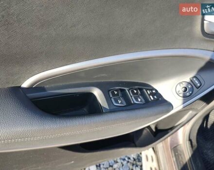 Коричневый Хендай Санта Фе, объемом двигателя 2.2 л и пробегом 201 тыс. км за 14000 $, фото 15 на Automoto.ua