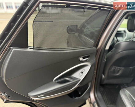 Коричневий Хендай Санта Фе, об'ємом двигуна 2.2 л та пробігом 217 тис. км за 16200 $, фото 17 на Automoto.ua