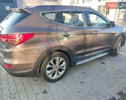 Коричневый Хендай Санта Фе, объемом двигателя 2.2 л и пробегом 201 тыс. км за 14000 $, фото 3 на Automoto.ua