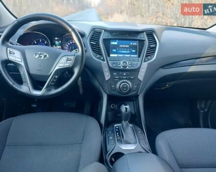 Коричневый Хендай Санта Фе, объемом двигателя 2.2 л и пробегом 201 тыс. км за 14000 $, фото 10 на Automoto.ua