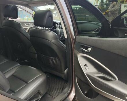 Коричневый Хендай Санта Фе, объемом двигателя 2.36 л и пробегом 262 тыс. км за 14900 $, фото 4 на Automoto.ua