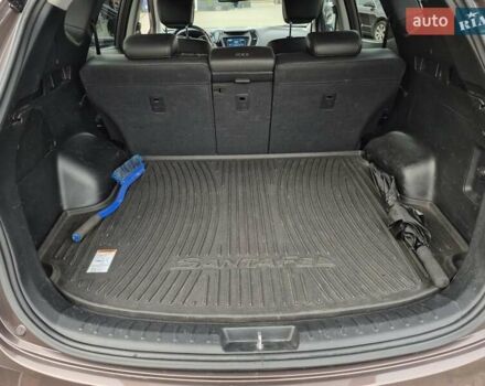 Коричневый Хендай Санта Фе, объемом двигателя 2.2 л и пробегом 240 тыс. км за 17800 $, фото 15 на Automoto.ua