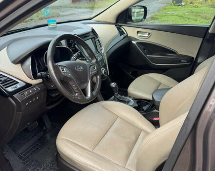 Коричневый Хендай Санта Фе, объемом двигателя 2.2 л и пробегом 255 тыс. км за 18500 $, фото 3 на Automoto.ua