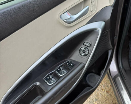 Коричневый Хендай Санта Фе, объемом двигателя 2.2 л и пробегом 255 тыс. км за 18500 $, фото 4 на Automoto.ua