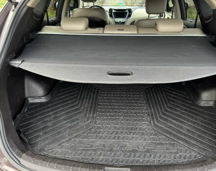 Коричневый Хендай Санта Фе, объемом двигателя 2.2 л и пробегом 255 тыс. км за 18500 $, фото 7 на Automoto.ua