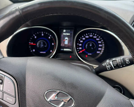 Коричневый Хендай Санта Фе, объемом двигателя 2.2 л и пробегом 255 тыс. км за 18500 $, фото 9 на Automoto.ua