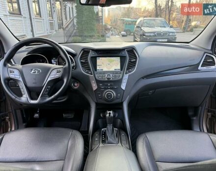 Коричневый Хендай Санта Фе, объемом двигателя 2.2 л и пробегом 130 тыс. км за 19950 $, фото 43 на Automoto.ua