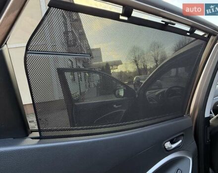 Коричневый Хендай Санта Фе, объемом двигателя 2.2 л и пробегом 130 тыс. км за 19950 $, фото 68 на Automoto.ua