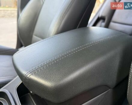 Коричневый Хендай Санта Фе, объемом двигателя 2.2 л и пробегом 130 тыс. км за 19950 $, фото 49 на Automoto.ua