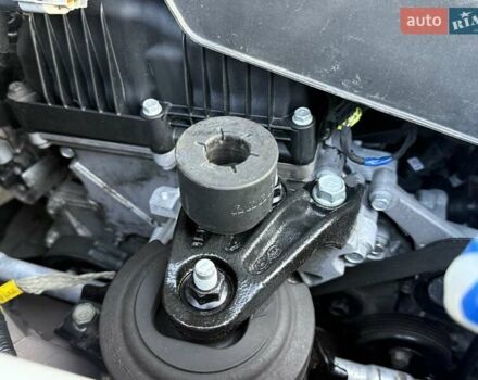 Коричневый Хендай Санта Фе, объемом двигателя 2.2 л и пробегом 130 тыс. км за 19950 $, фото 102 на Automoto.ua