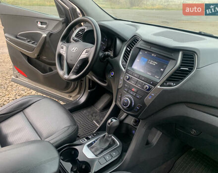 Коричневый Хендай Санта Фе, объемом двигателя 2.2 л и пробегом 181 тыс. км за 19300 $, фото 25 на Automoto.ua