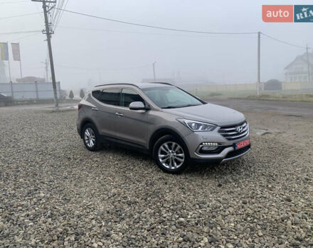 Коричневый Хендай Санта Фе, объемом двигателя 2.2 л и пробегом 181 тыс. км за 19300 $, фото 1 на Automoto.ua