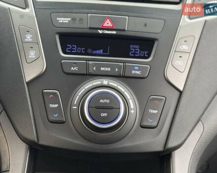 Коричневий Хендай Санта Фе, об'ємом двигуна 2.2 л та пробігом 102 тис. км за 22800 $, фото 39 на Automoto.ua