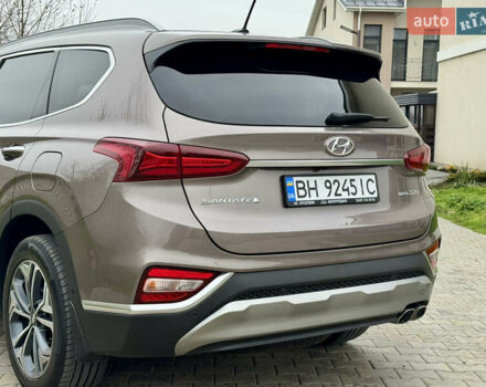 Коричневый Хендай Санта Фе, объемом двигателя 2.2 л и пробегом 61 тыс. км за 37000 $, фото 72 на Automoto.ua