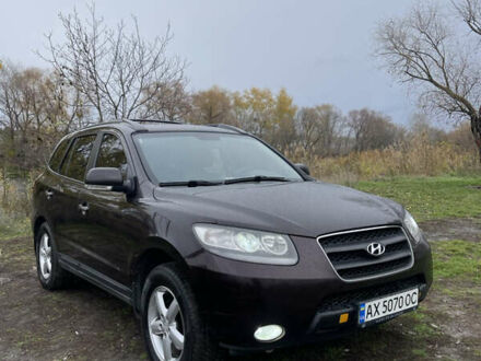 Хендай Санта Фе 2008 у Харкові на Automoto.ua Коричневий Хендай Санта Фе, об'ємом двигуна 2.2 л та пробігом 295 тис. км за 8500 $, фото 1 на Automoto.ua