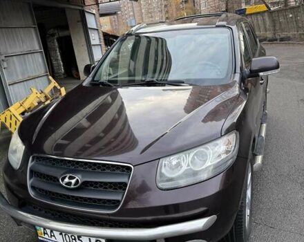 Коричневый Хендай Санта Фе, объемом двигателя 2.2 л и пробегом 330 тыс. км за 10500 $, фото 1 на Automoto.ua