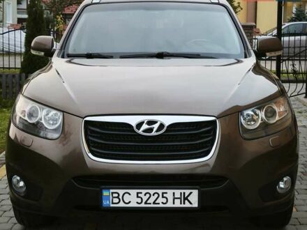 Коричневый Хендай Санта Фе, объемом двигателя 2.2 л и пробегом 228 тыс. км за 11600 $, фото 1 на Automoto.ua