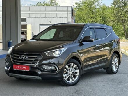 Хендай Санта Фе 2017 в Днепре (Днепропетровске) на Automoto.ua Коричневый Хендай Санта Фе, объемом двигателя 2.2 л и пробегом 130 тыс. км за 22799 $, фото 1 на Automoto.ua