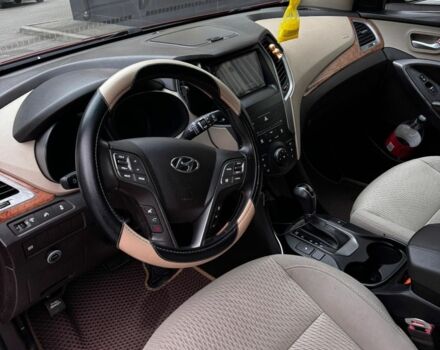 Красный Хендай Санта Фе, объемом двигателя 2 л и пробегом 166 тыс. км за 13000 $, фото 11 на Automoto.ua