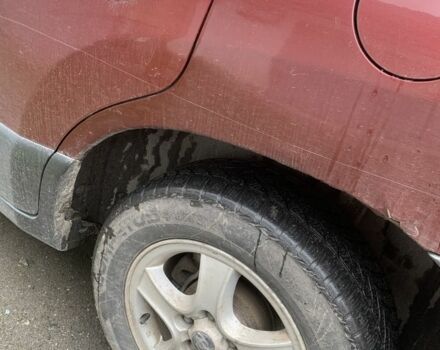 Красный Хендай Санта Фе, объемом двигателя 2 л и пробегом 400 тыс. км за 3300 $, фото 4 на Automoto.ua