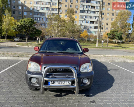 Красный Хендай Санта Фе, объемом двигателя 2.4 л и пробегом 256 тыс. км за 4000 $, фото 3 на Automoto.ua