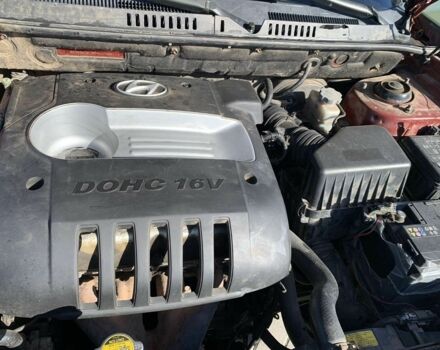 Красный Хендай Санта Фе, объемом двигателя 2.4 л и пробегом 267 тыс. км за 3200 $, фото 11 на Automoto.ua