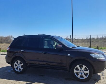 Красный Хендай Санта Фе, объемом двигателя 2.7 л и пробегом 185 тыс. км за 9700 $, фото 3 на Automoto.ua