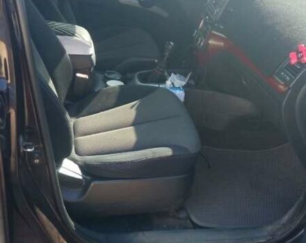 Красный Хендай Санта Фе, объемом двигателя 2.2 л и пробегом 243 тыс. км за 8500 $, фото 9 на Automoto.ua