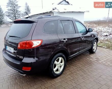 Красный Хендай Санта Фе, объемом двигателя 2.2 л и пробегом 296 тыс. км за 8800 $, фото 6 на Automoto.ua