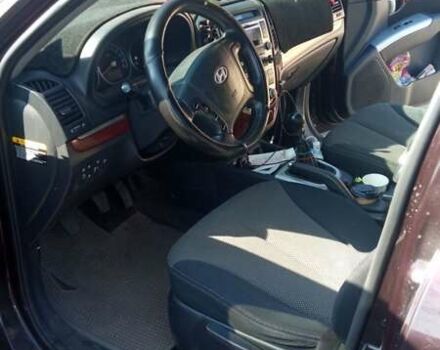 Красный Хендай Санта Фе, объемом двигателя 2.2 л и пробегом 243 тыс. км за 8500 $, фото 16 на Automoto.ua