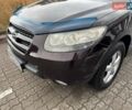 Красный Хендай Санта Фе, объемом двигателя 2.19 л и пробегом 225 тыс. км за 10300 $, фото 2 на Automoto.ua