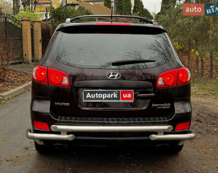 Красный Хендай Санта Фе, объемом двигателя 2.2 л и пробегом 331 тыс. км за 10490 $, фото 10 на Automoto.ua