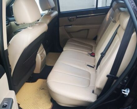 Красный Хендай Санта Фе, объемом двигателя 2.2 л и пробегом 249 тыс. км за 9999 $, фото 7 на Automoto.ua