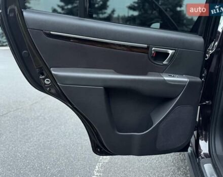 Червоний Хендай Санта Фе, об'ємом двигуна 2.2 л та пробігом 168 тис. км за 12800 $, фото 51 на Automoto.ua