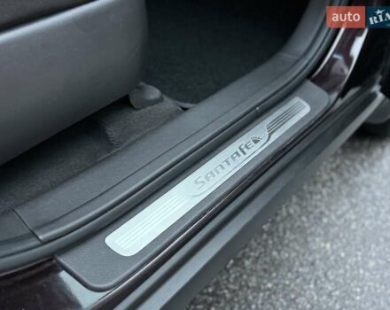 Червоний Хендай Санта Фе, об'ємом двигуна 2.2 л та пробігом 168 тис. км за 12800 $, фото 67 на Automoto.ua