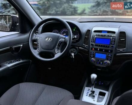 Червоний Хендай Санта Фе, об'ємом двигуна 2.2 л та пробігом 168 тис. км за 12800 $, фото 47 на Automoto.ua