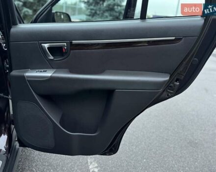 Червоний Хендай Санта Фе, об'ємом двигуна 2.2 л та пробігом 168 тис. км за 12800 $, фото 55 на Automoto.ua