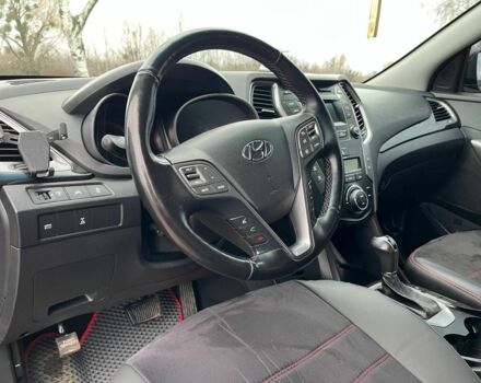 Красный Хендай Санта Фе, объемом двигателя 0 л и пробегом 170 тыс. км за 16000 $, фото 13 на Automoto.ua