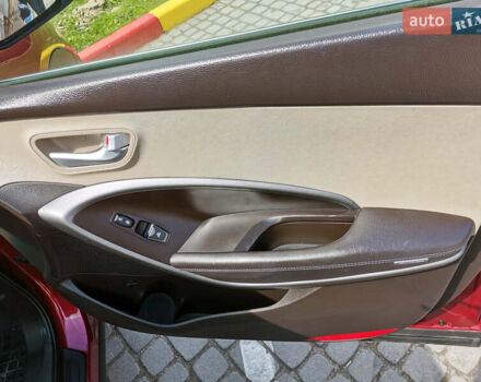 Красный Хендай Санта Фе, объемом двигателя 2.4 л и пробегом 95 тыс. км за 14999 $, фото 8 на Automoto.ua