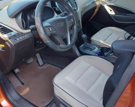 Красный Хендай Санта Фе, объемом двигателя 2.4 л и пробегом 96 тыс. км за 16300 $, фото 5 на Automoto.ua